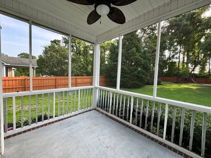 4 Bedroom in Beautiful neighborhood in Cambridge Cross Creek property image