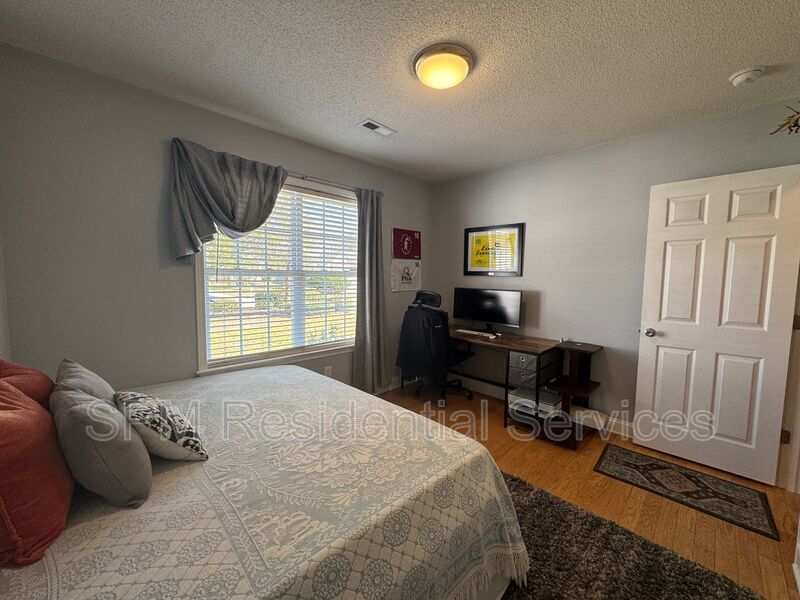 Kirkwood - Open Concept, Fully Fenced Backyard, Near Carolina Beach property image