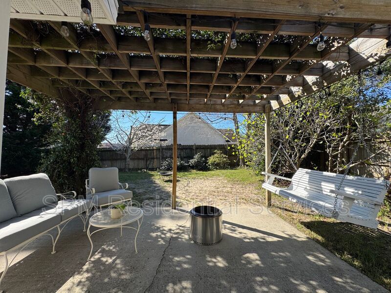 Kirkwood - Open Concept, Fully Fenced Backyard, Near Carolina Beach property image