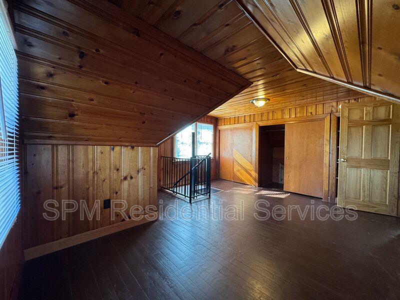 Castle Hayne - Bonus Room, Large Backyard, 3 Miles from Downtown Wilmington property image