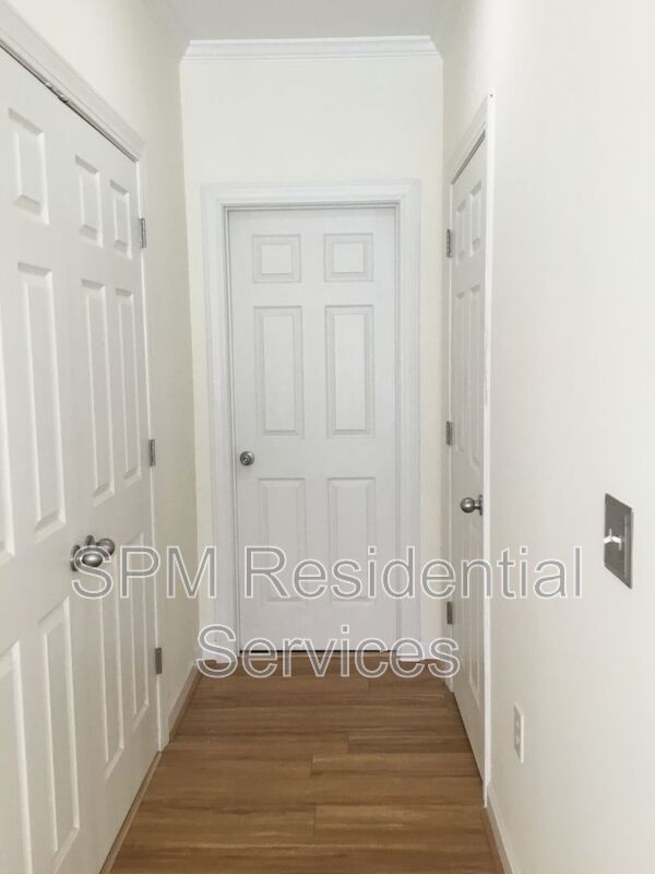 1505 Cadfel Ct Unit 304 property image