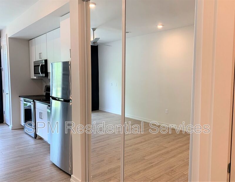 2nd Floor Downtown Wilmington, Close to CFCC property image