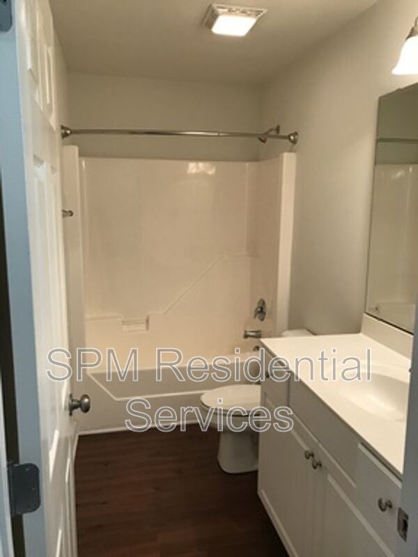 Townhome, Walk to UNCW, Backs to Wooded Area property image