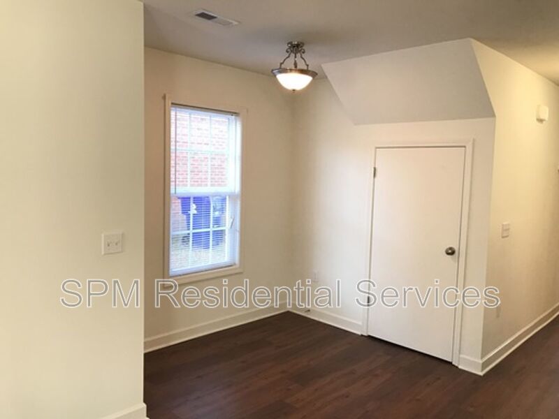 Townhome, Walk to UNCW, Backs to Wooded Area property image