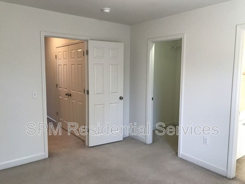 Townhome, Walk to UNCW, Backs to Wooded Area property image
