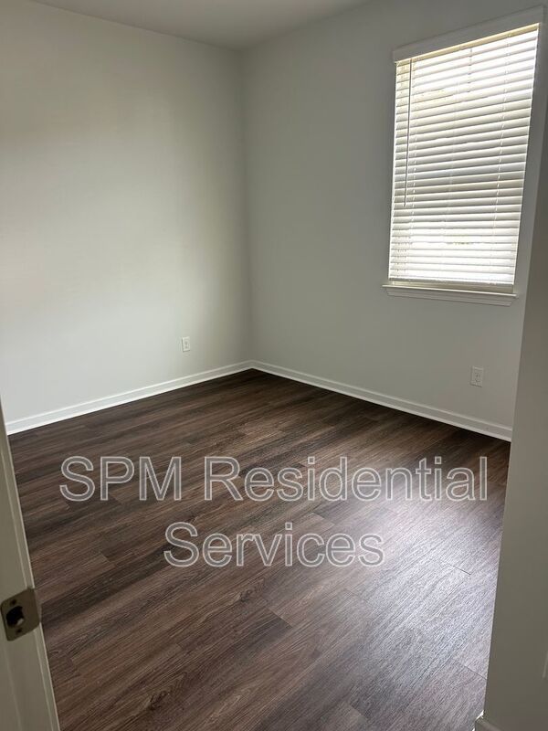 3 Bedroom in Quiet neighborhood in Porter's Walk property image