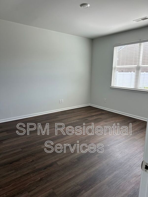 3 Bedroom in Quiet neighborhood in Porter's Walk property image