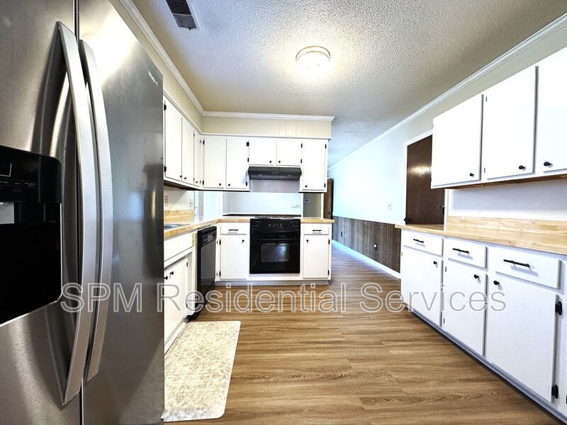 Barclay Hills - Within 4 miles of Downtown Wilmington, UNCW, & ILM Airport property image