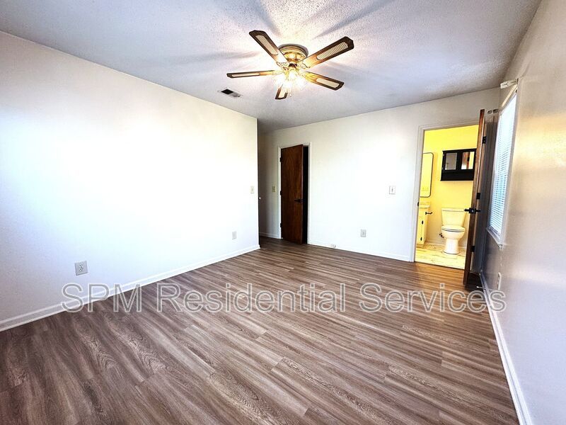 Barclay Hills - Within 4 miles of Downtown Wilmington, UNCW, & ILM Airport property image