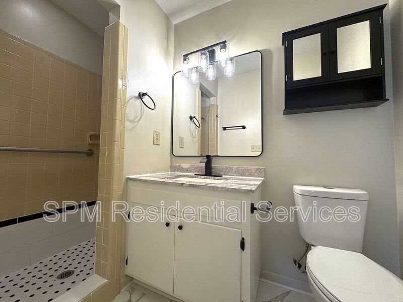 Barclay Hills - Within 4 miles of Downtown Wilmington, UNCW, & ILM Airport property image