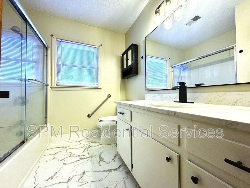 Barclay Hills - Within 4 miles of Downtown Wilmington, UNCW, & ILM Airport property image