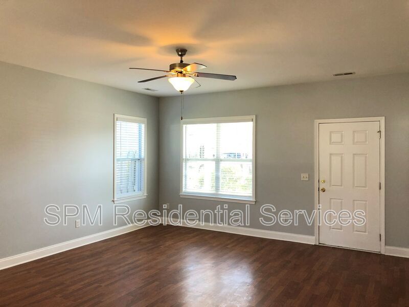 3 Bedroom in Beautiful neighborhood in the woods at Murrayville property image