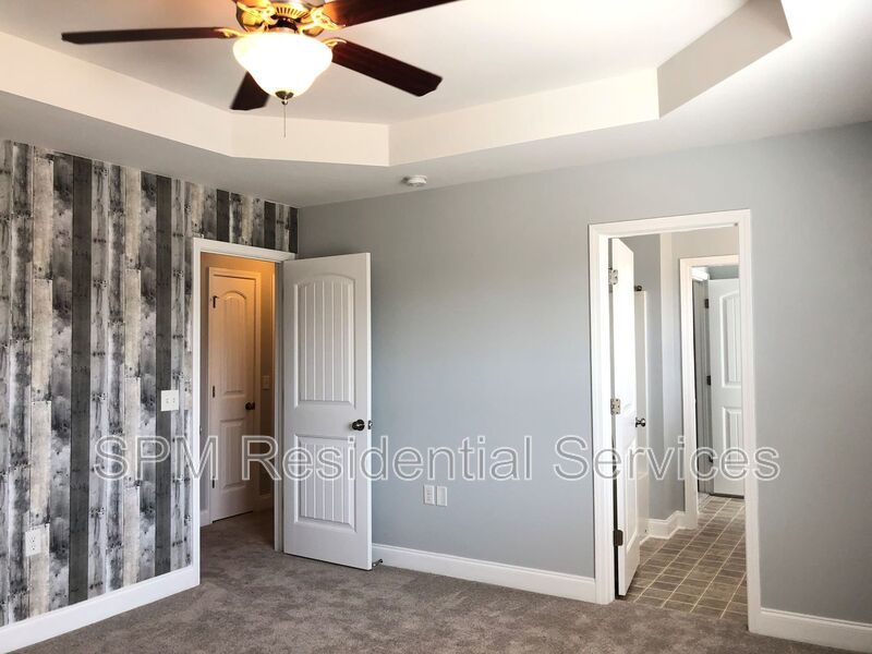 3 Bedroom in Beautiful neighborhood in the woods at Murrayville property image