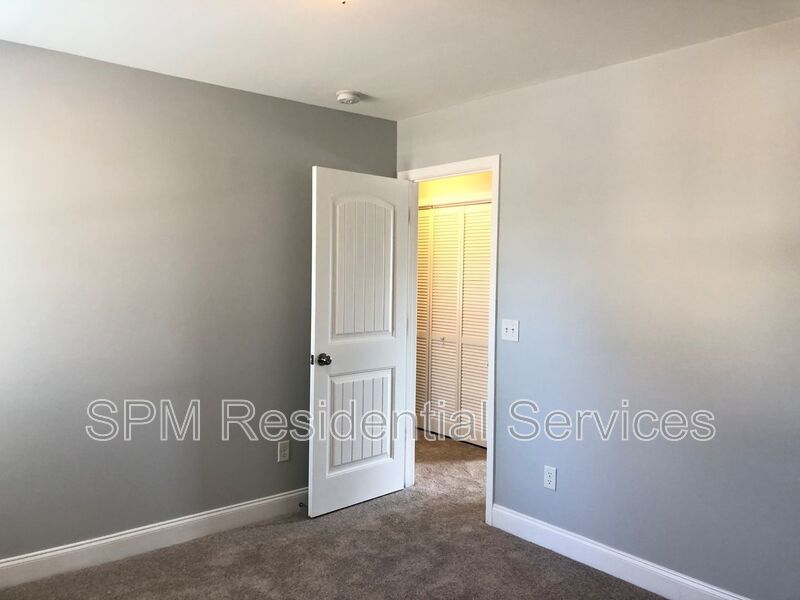 3 Bedroom in Beautiful neighborhood in the woods at Murrayville property image