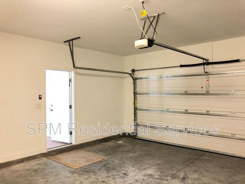 3 Bedroom in Beautiful neighborhood in the woods at Murrayville property image