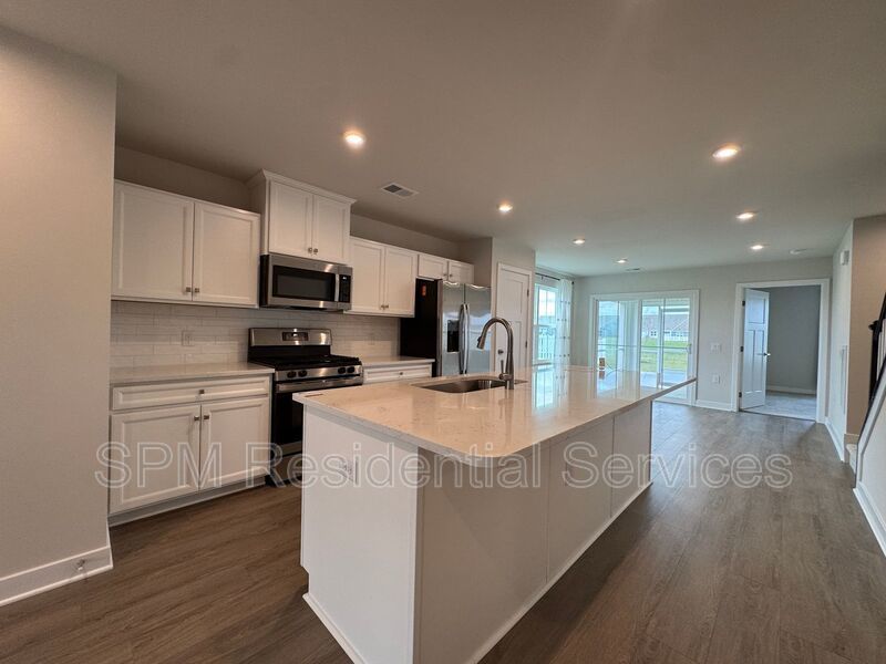 The Lakes at Riverbend - End Unit Townhome, Community Pool, Playground, Tennis courts property image