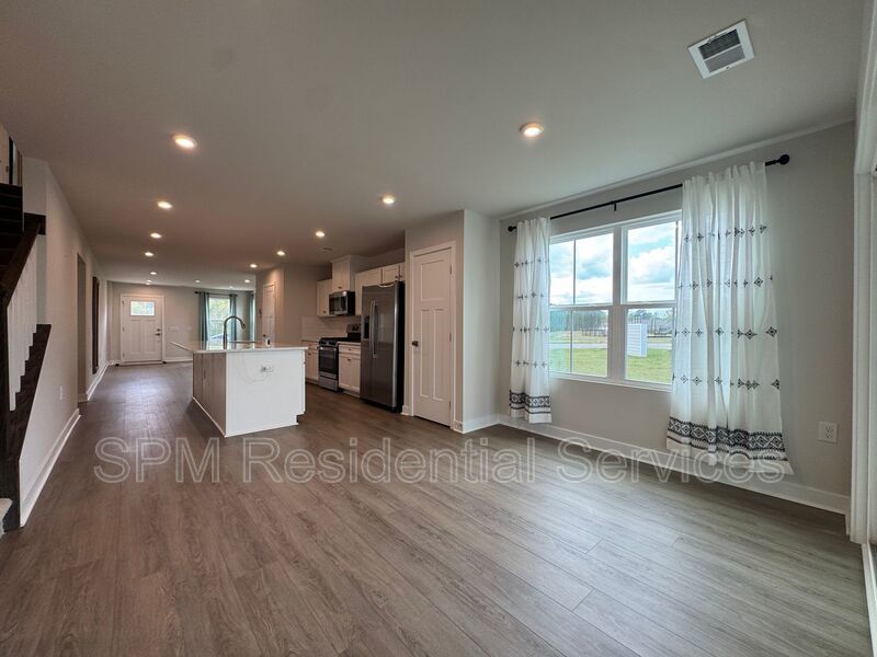 The Lakes at Riverbend - End Unit Townhome, Community Pool, Playground, Tennis courts property image