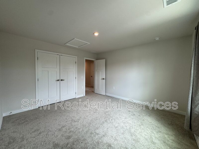 The Lakes at Riverbend - End Unit Townhome, Community Pool, Playground, Tennis courts property image