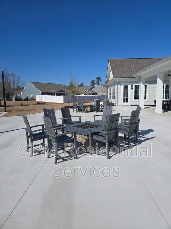 The Lakes at Riverbend - End Unit Townhome, Community Pool, Playground, Tennis courts property image