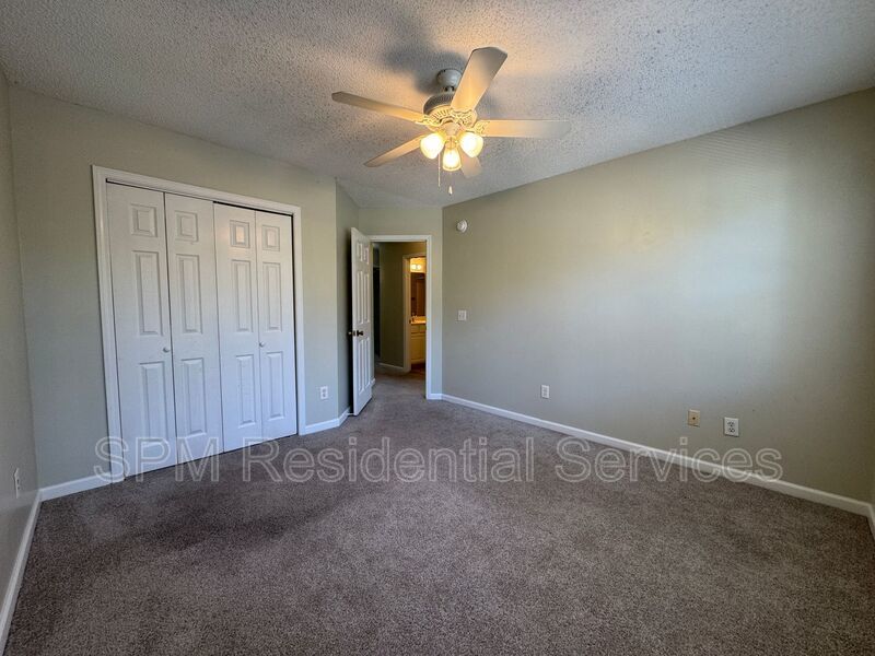 Birch Creek - Two Story Townhome, 1 Car Garage, Washer & Dryer Included property image