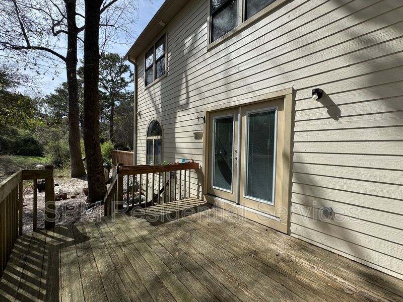 Birch Creek - Two Story Townhome, 1 Car Garage, Washer & Dryer Included property image