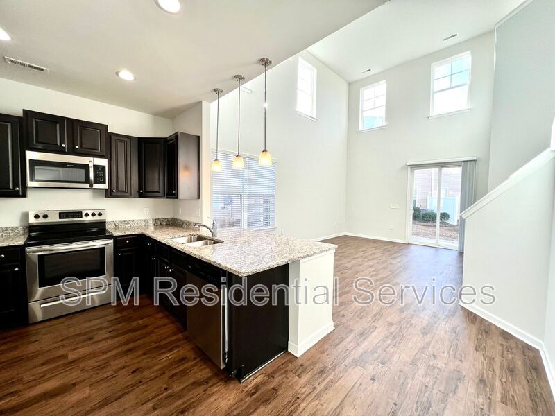 565 Orbison Dr property image