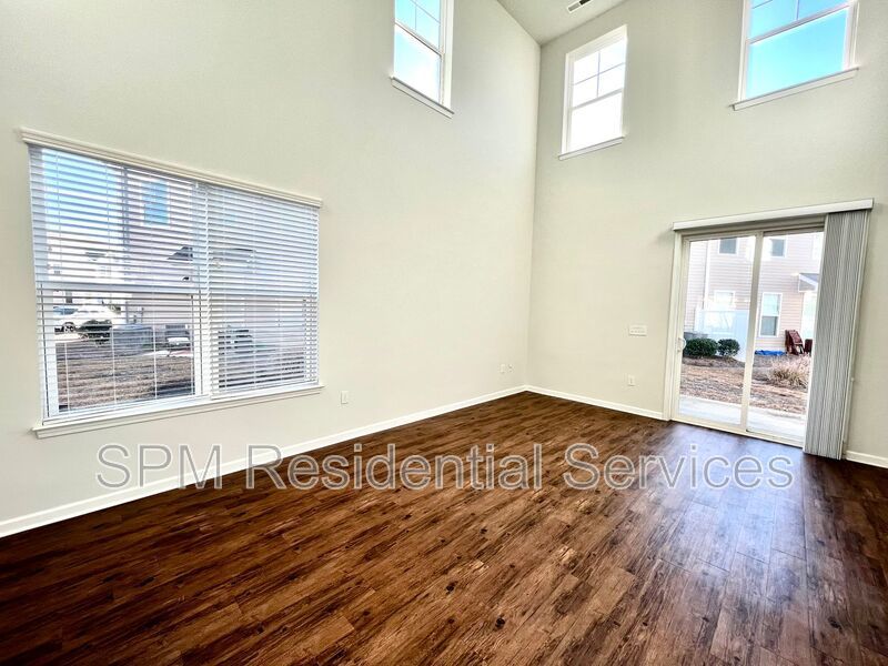 565 Orbison Dr property image