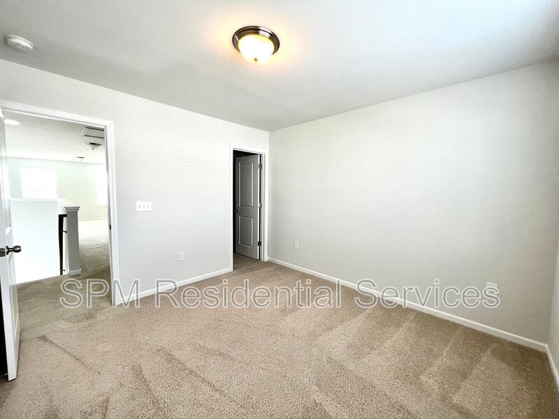 565 Orbison Dr property image