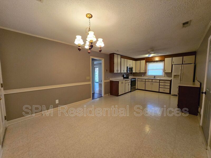 3 Bedroom Brick Home For Rent, Small dog permitted property image