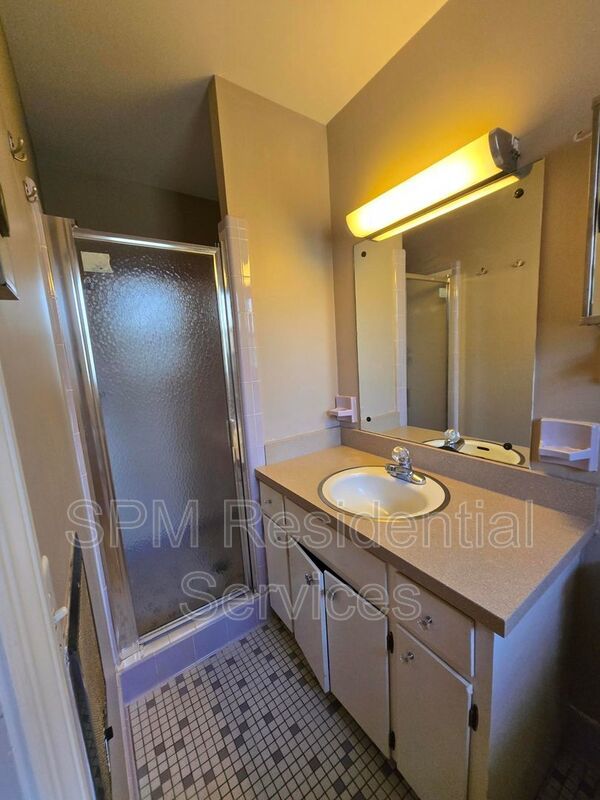 3 Bedroom Brick Home For Rent, Small dog permitted property image
