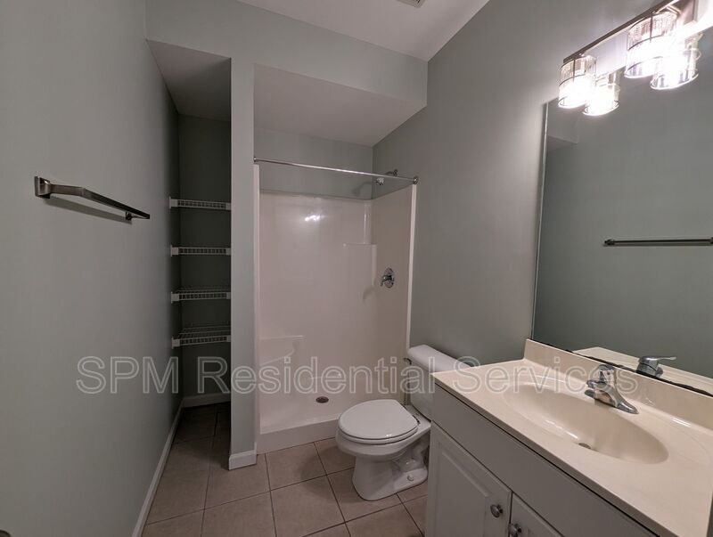 Amazing 3 bedroom, 3 bathroom end unit townhome with updated features.  Close to Wrightsville Beach! property image