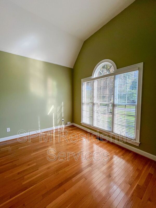 726 Wine Cellar Cir property image