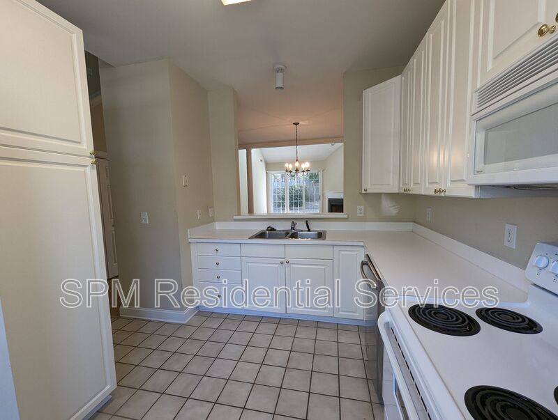 3 Bedroom townhome with community pool access property image