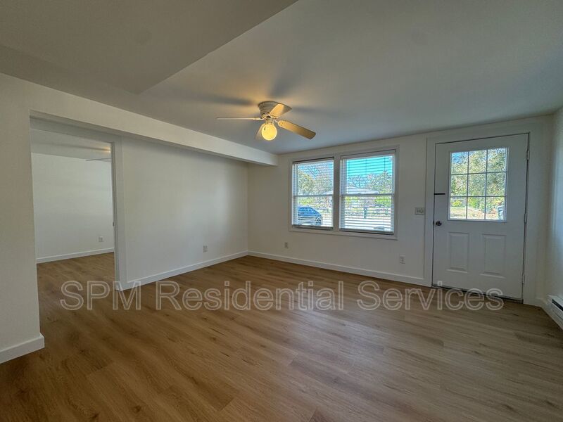 First Floor Unit, Located 0.5 miles from Beach Access property image