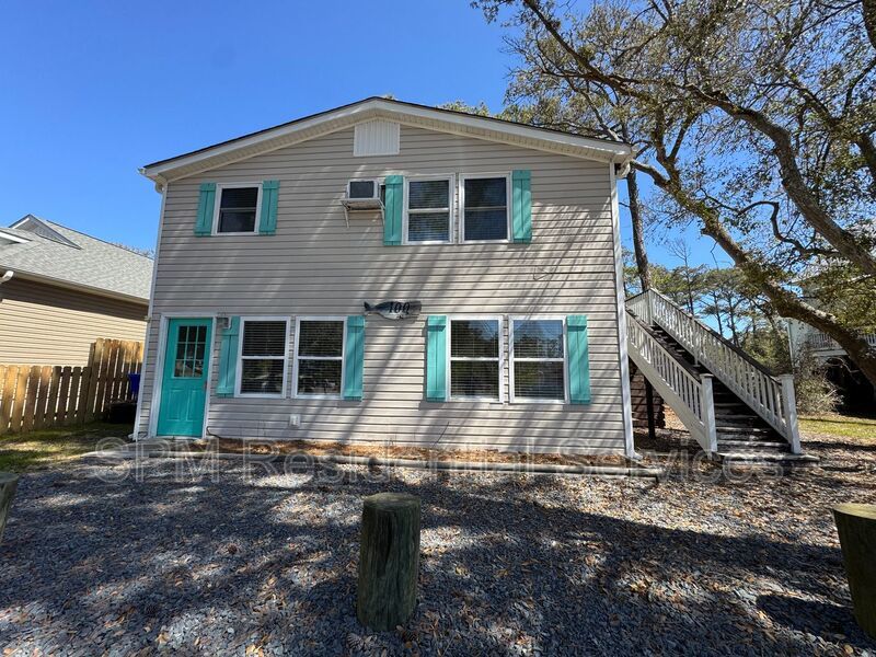 Second Floor Unit, Located 0.5 miles from Beach Access property image
