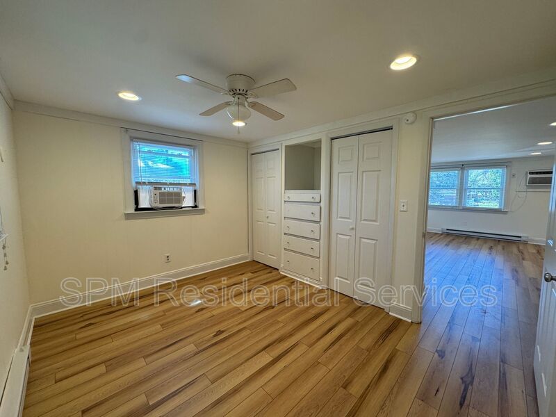 Second Floor Unit, Located 0.5 miles from Beach Access property image
