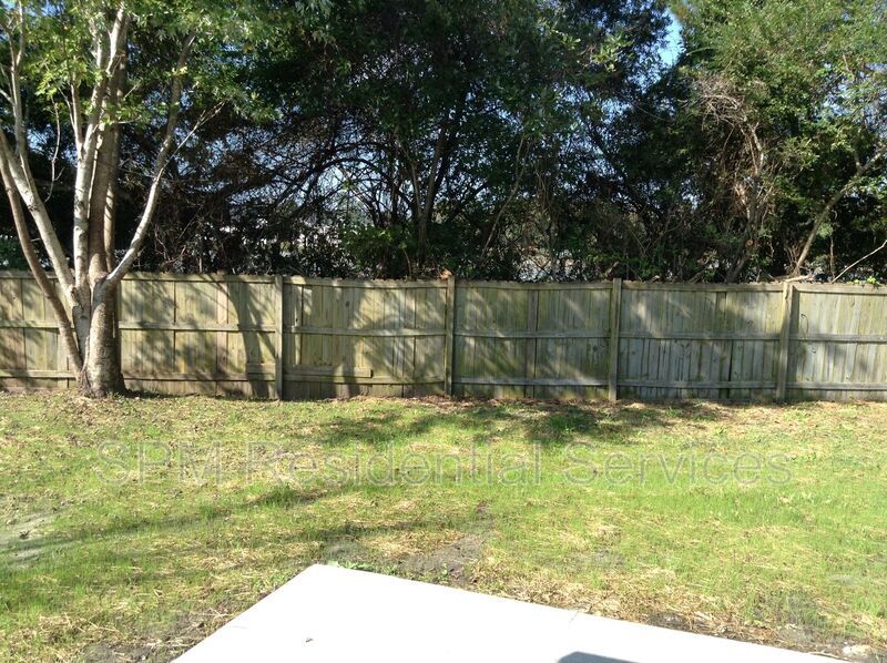 3 Bedroom in Beautiful neighborhood in Farrington Farms property image