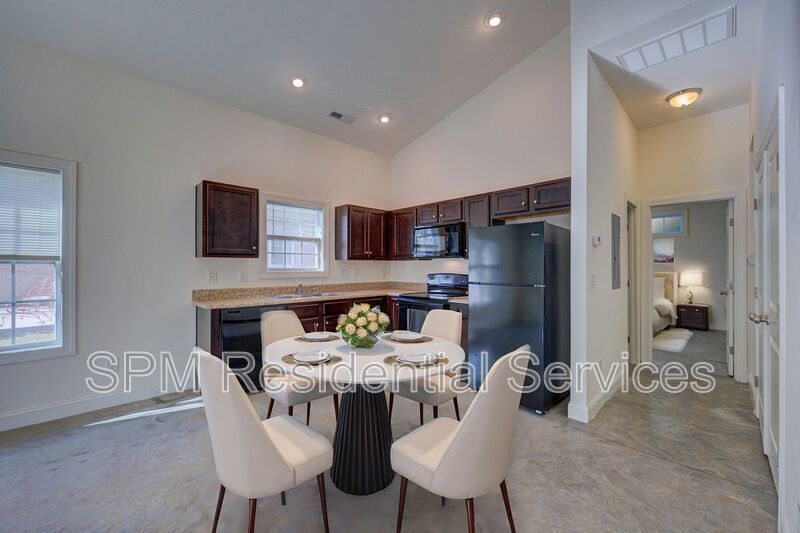 Cottages at Broadbill (1 Bed 1 Bath. *Water/Sewer/Lawn/Trash Included) property image