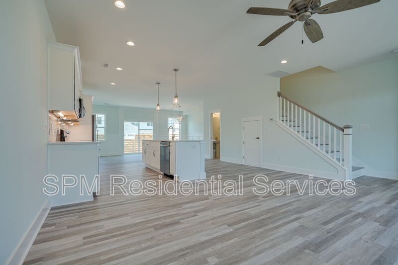Riverlights - Two Story Townhome, Washer and Dryer Included property image