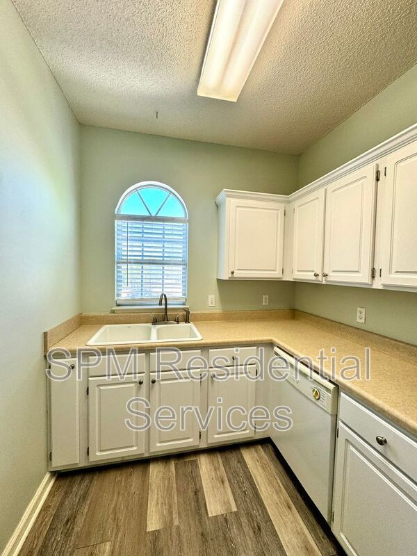 729-G Bragg Drive property image