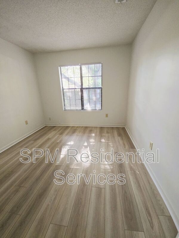 Large fenced in backyard, One story patio home property image