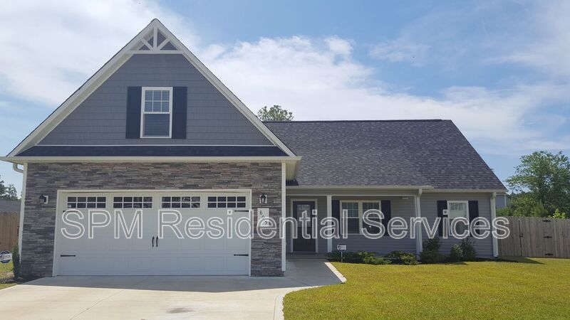 3 Bedroom in Beautiful neighborhood in Bridgeport, community pool. property image