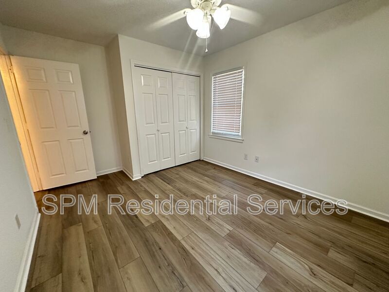 Renovated 2 Bedroom Duplex for Rent - Pet Friendly property image