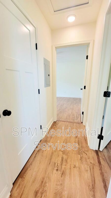 Walking distance to UNCW! property image