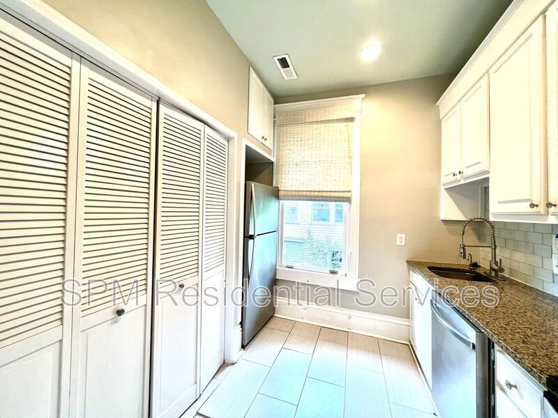 Charming 2 bedroom apartment! property image