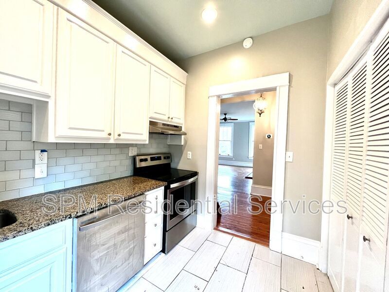 Charming 2 bedroom apartment! property image