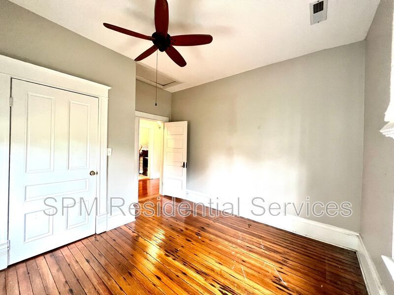 Charming 2 bedroom apartment! property image