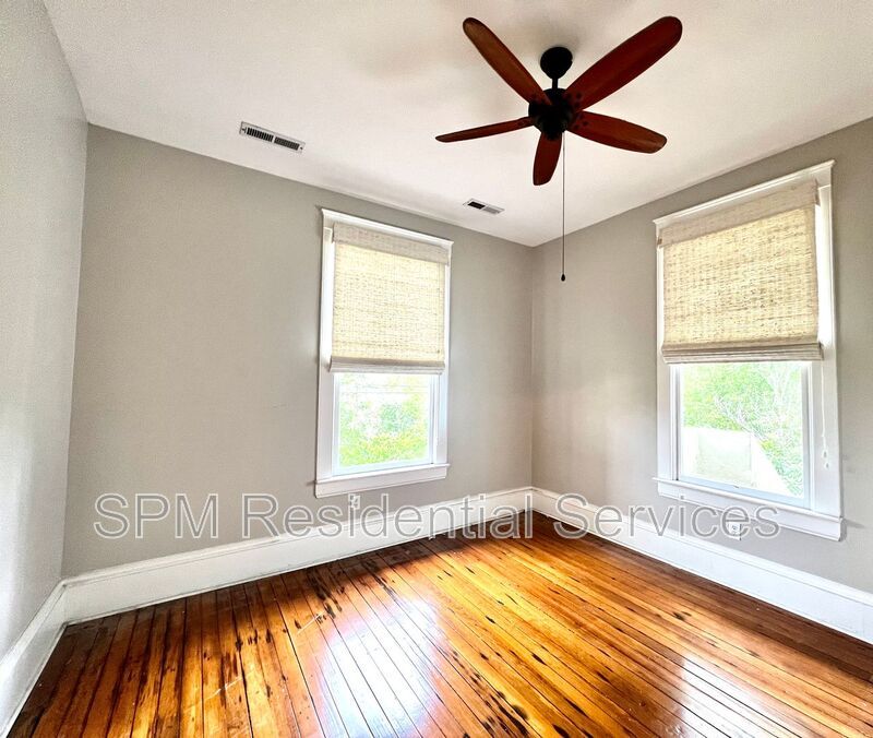 Charming 2 bedroom apartment! property image