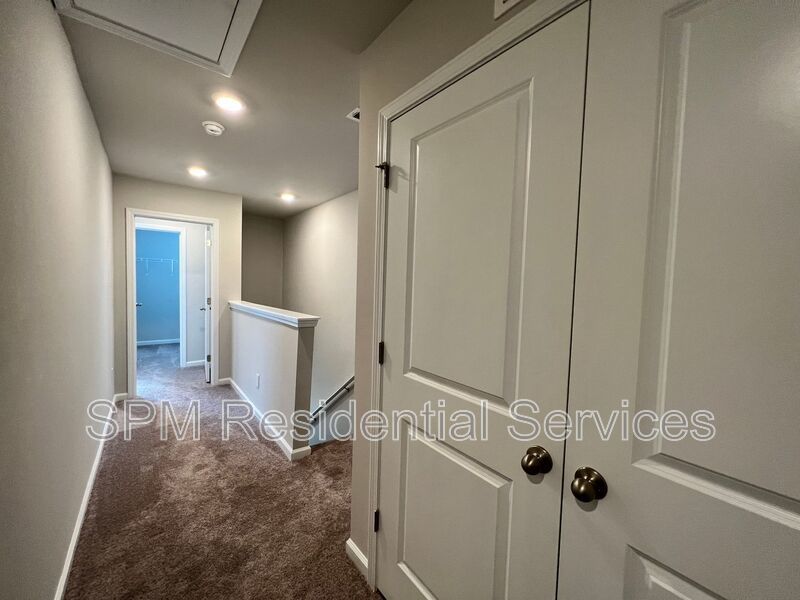 Ibis Landing - Open Concept, Two Story Townhome, Washer & Dryer Included, property image