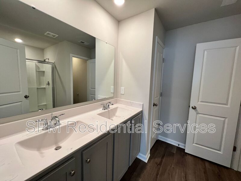 Ibis Landing - Open Concept, Two Story Townhome, Washer & Dryer Included, property image
